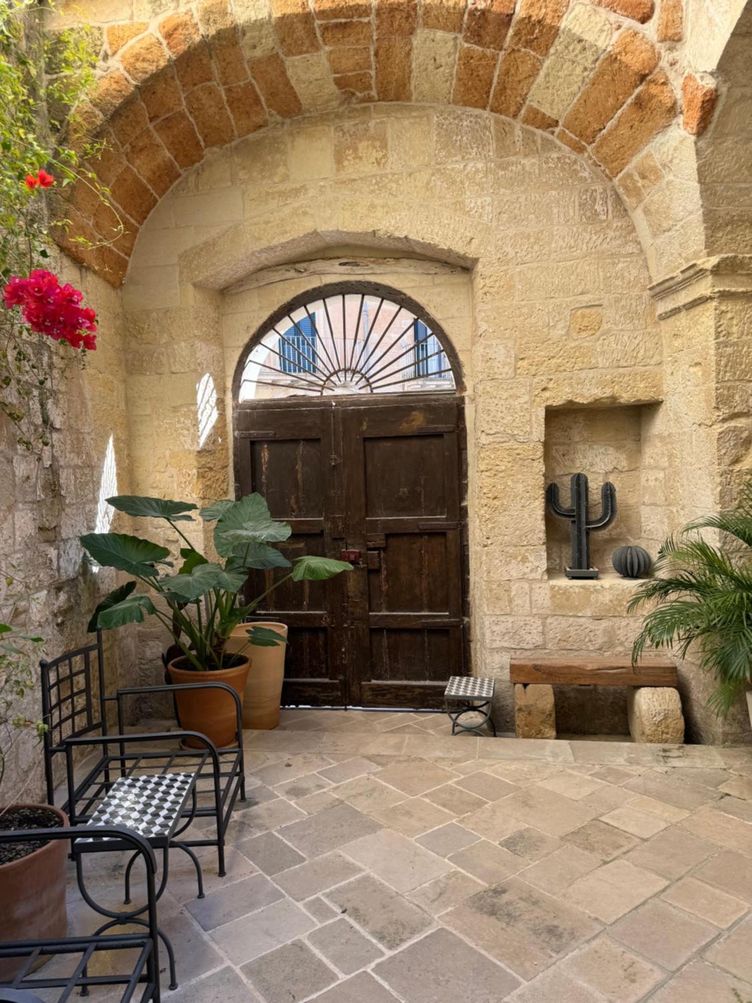 Luleccio Aparthotel Λέτσε Εξωτερικό φωτογραφία